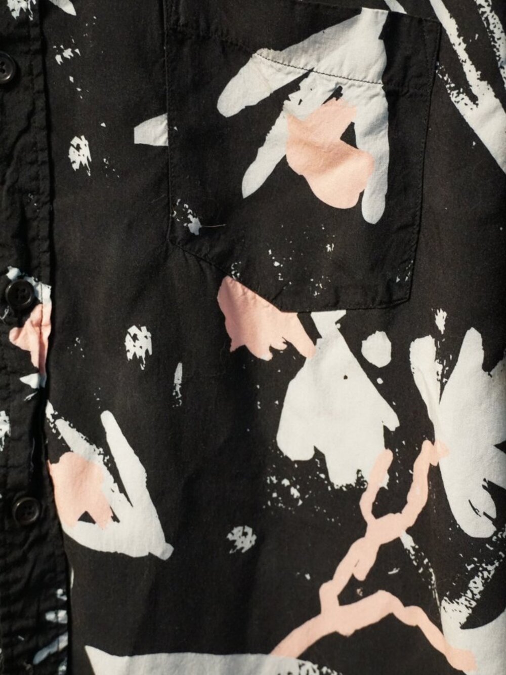 Abstract Pattern Button Down Shirt - Picture 3 of 3